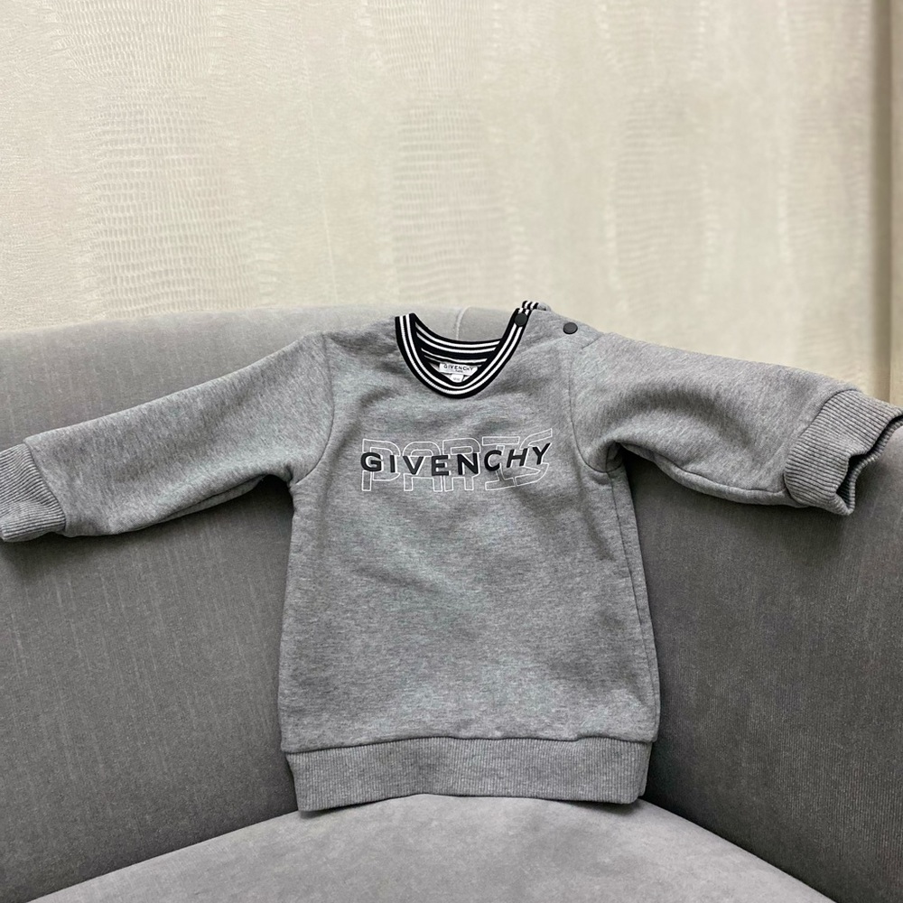 Gently Used Givenchy sweatshirt. Size 18mths